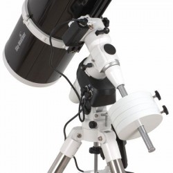 Detalle Telescopio Newton 150/750 NEQ5 Pro GoTo SkyWatcher
